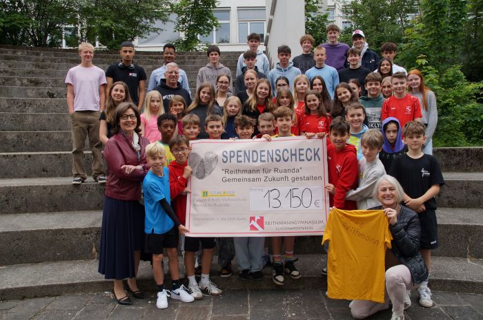 Spendenübergabe Reithmann | Reithmanngymnasium