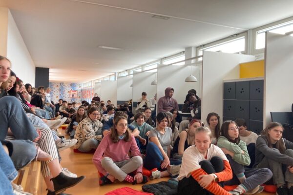 Bibliothek | Sitzkissenlesung